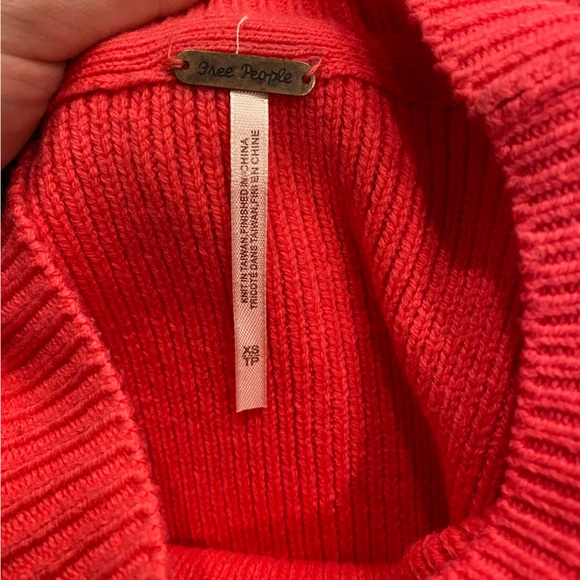 Free People Easy Street Tunic Mock Neck Pullover Sweater Oversized XS Pink Patch - Picture 13 of 15